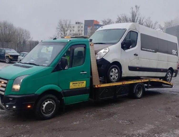 Эвакуация микроавтобусов в Минске